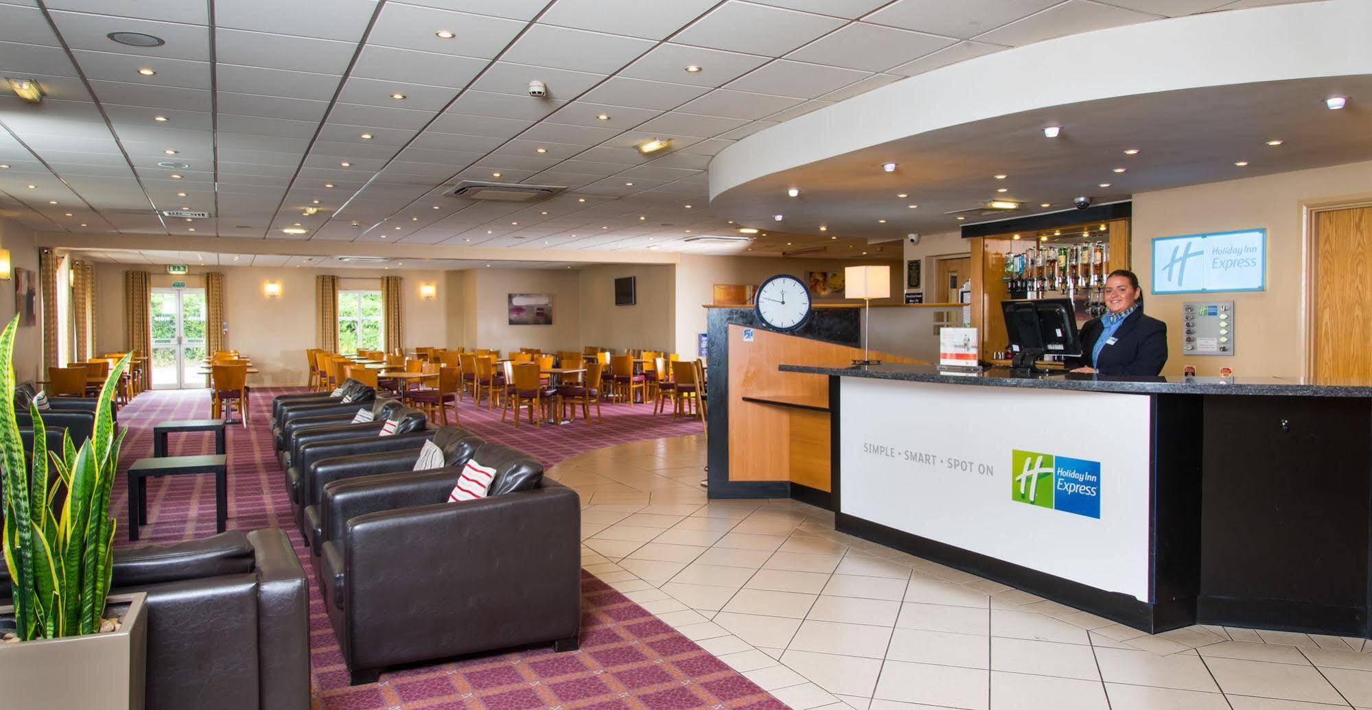 Holiday Inn Express Newcastle Gateshead, An Ihg Hotel Eksteriør billede